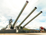USS Missouri Guns and Deck visitors Pearl Harbor Oahu